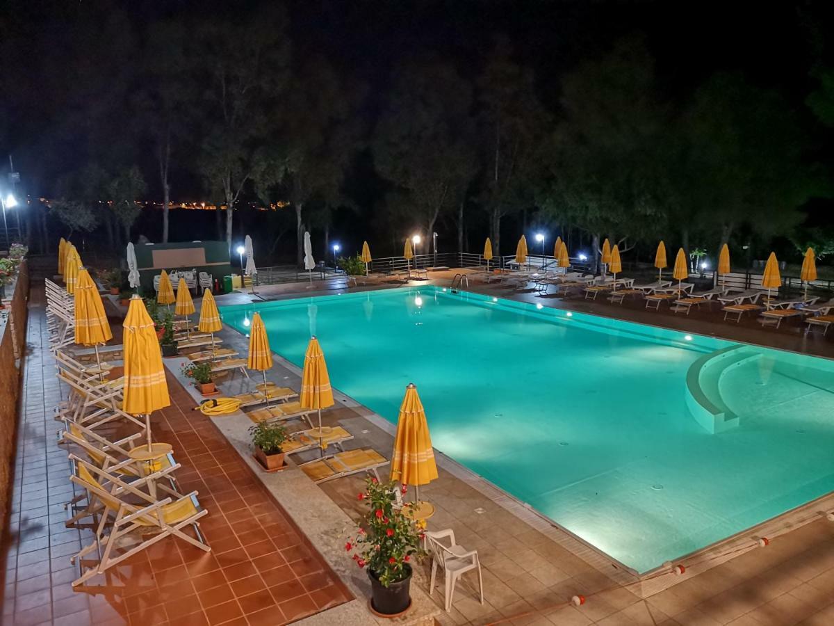 Villaggio Camping Golfo Di Arzachena Cannigione Exterior foto